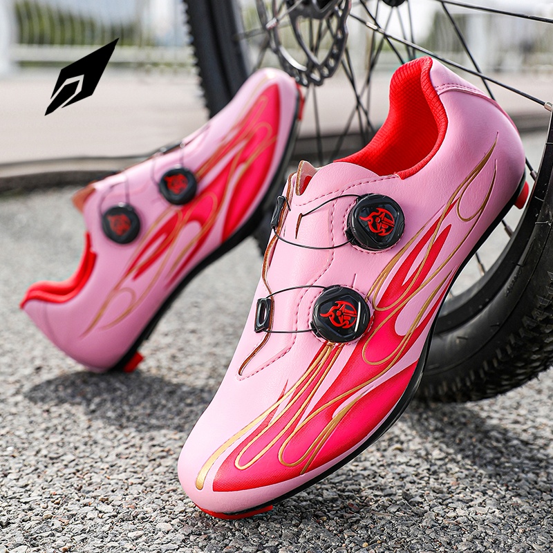 รองเท้าปั่นจักรยานแบบไม่มีคลิป - Cycling Commuter Shoes บทวิจารณ์และราคา